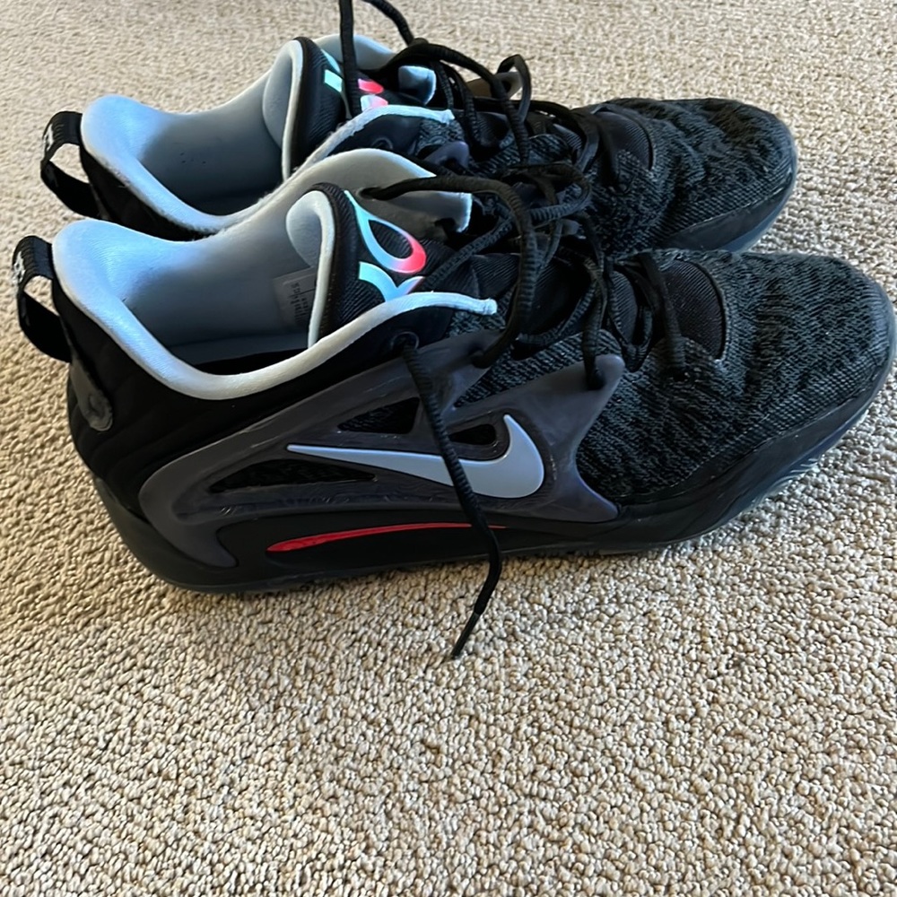 Nike, Kevin Durant 15, Size 12, Used (in game), box is completely undamaged